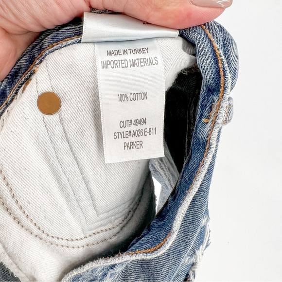 Agolde Denim Cut Off Jean Parker Shorts - Picture 6 of 6